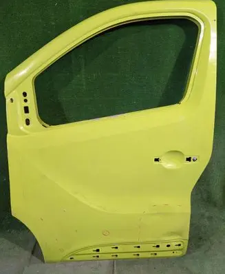 Renault Trafic III (X82) Front door