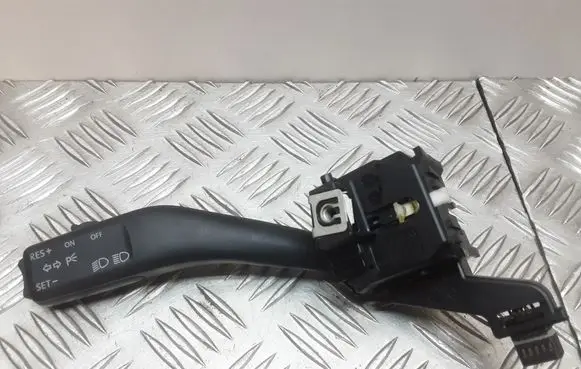 Skoda Octavia Mk2 (1Z) Indicator stalk 1K0953513A