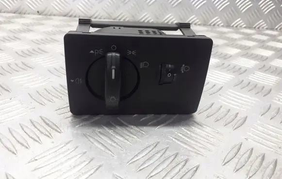 Ford C-MAX I Light switch 7M5T13A024EA