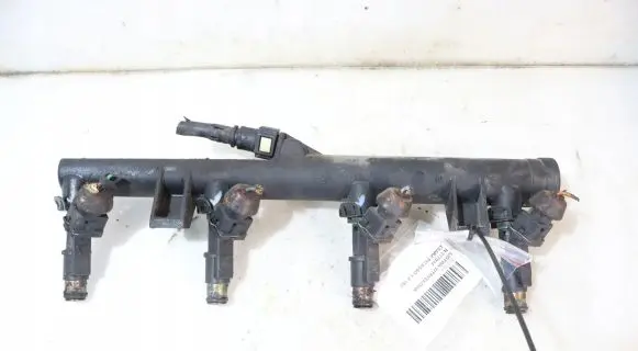 Citroen Xsara Fuel main line pipe
