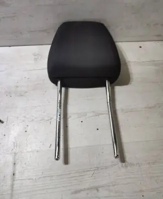 Seat Arona Front seat headrest 