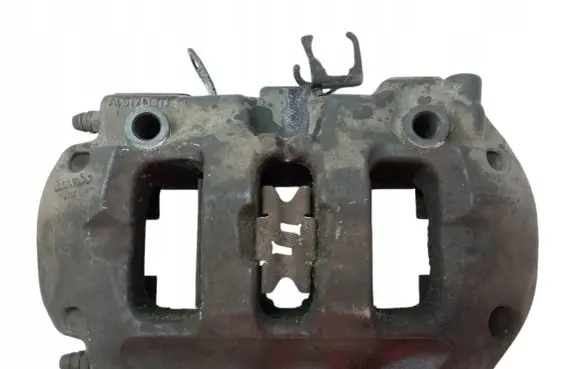 Volkswagen Touareg II Front brake caliper 7P6615404K
