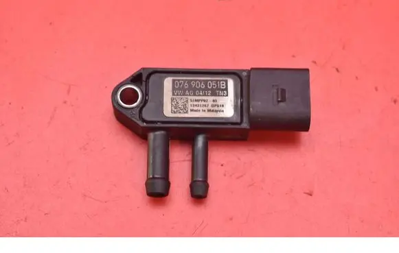 Volkswagen PASSAT CC Sensor 076906051B