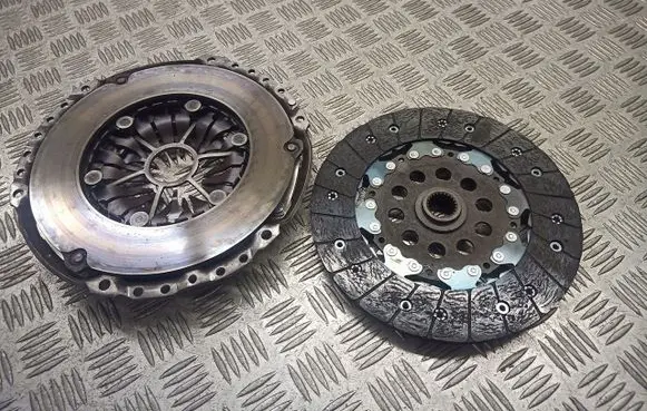 Opel Vectra C Clutch pressure plate 