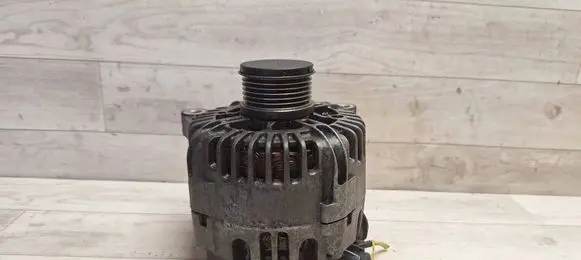 Fiat Ulysse Generator/alternator 9646321780 TG15C020 2542693A