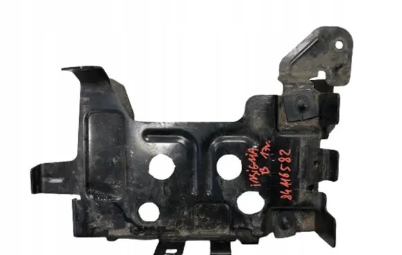 Opel Insignia B Battery tray 84116582