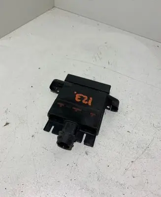 BMW 5 GT F07 Current control relay 9153418