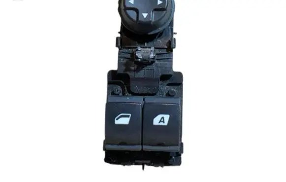 Peugeot 2008 I Electric window control switch 96751120ZD