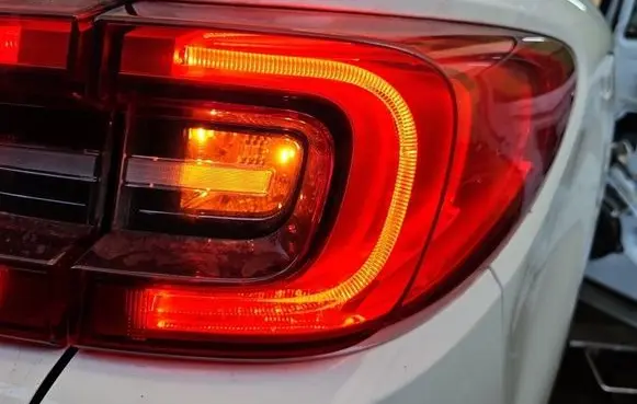 Renault Kadjar Rear/tail lights 265508701R IMPRK1546505