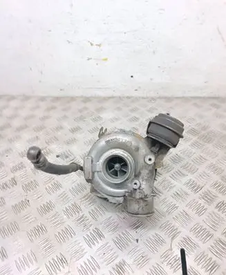 BMW 5 E39 Turbo 4541915015S LA17329W