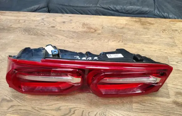Chevrolet Camaro Rear/tail lights 84725127