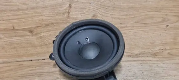 Volvo XC70 Front door speaker 30657445