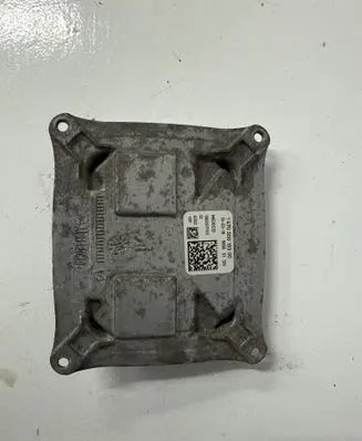 Chrysler Pacifica Headlight ballast module Xenon 147000015300 505601 10EEG171311