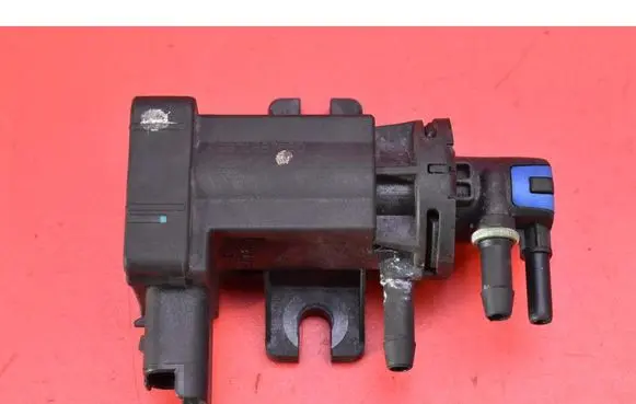 Citroen DS5 Vacuum valve 9801887680