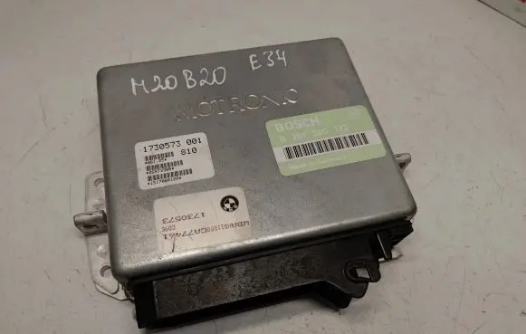 BMW 5 E34 Engine control unit/module 0261200172 12141748259 12141748204