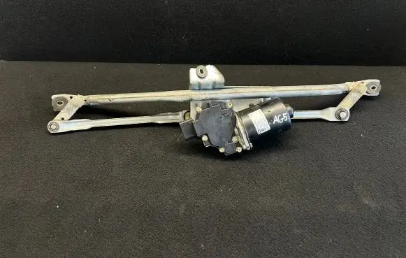 Audi A6 S6 C5 4B Front wiper linkage and motor 4B1955023E