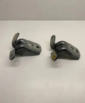 Chevrolet Traverse II Front door hinge set 