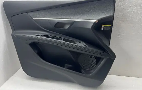 Peugeot 5008 II Front door card panel trim 98171648AU 98171648