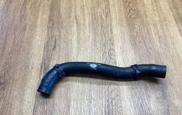 Land Rover Range Rover Sport L494 Engine coolant pipe/hose CPLA18C266AB