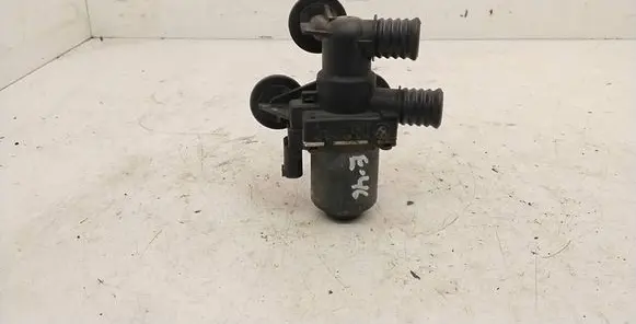 BMW 3 E46 Coolant heater control valve 8369805 010709 1147412144