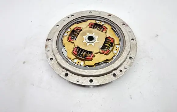 Toyota Prius (XW30) Clutch pressure plate AISHVDT9001