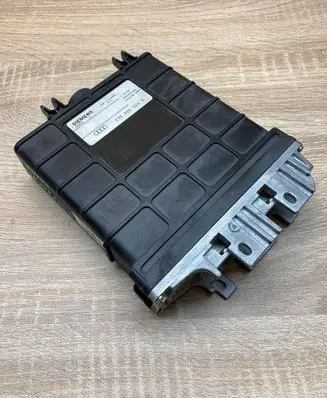 Audi A6 S6 C4 4A Engine control unit/module ECU 039906024D 5WP4174