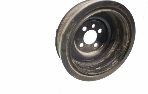 Volkswagen PASSAT B6 Crankshaft pulley 03G105243