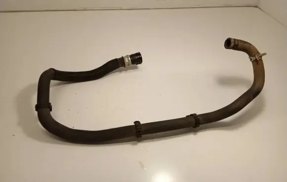 Peugeot 308 Coolant pipe/hose 