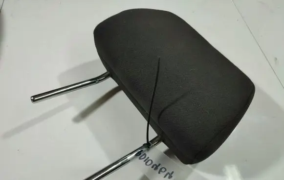 Opel Zafira B Front seat headrest 