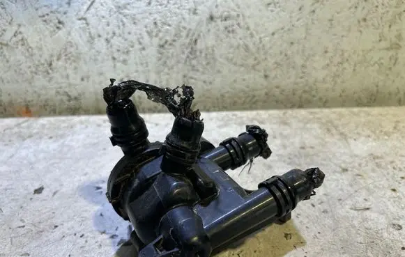 Citroen C5 Aircross Water pump 9822406080