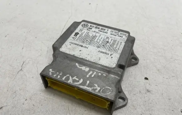 Skoda Octavia Mk3 (5E) Airbag control unit/module 1K0909605T