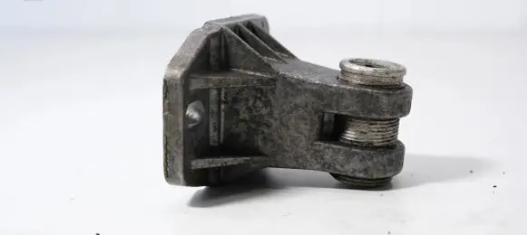 Audi A6 S6 C4 4A Front bumper mounting bracket 4A0807130D