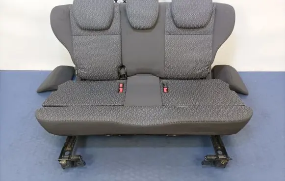 Renault Modus Second row seats 