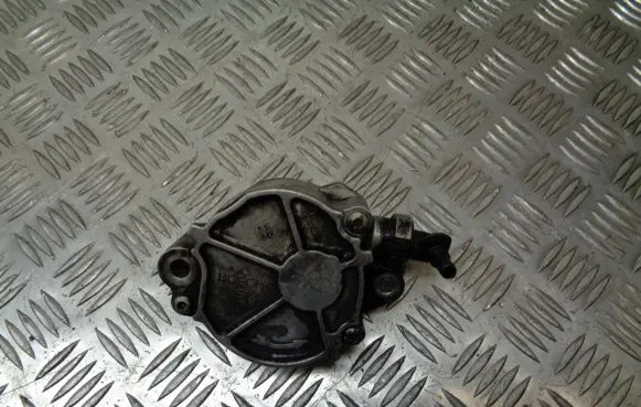 Citroen Berlingo Vacuum pump D1563C2