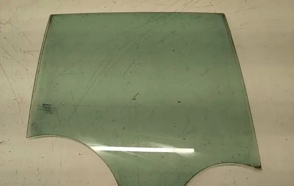 Renault Megane II Rear door window glass 43R000464