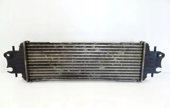 Opel Vivaro Intercooler radiator