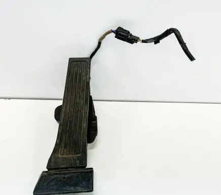 Hyundai Tucson TL Accelerator throttle pedal