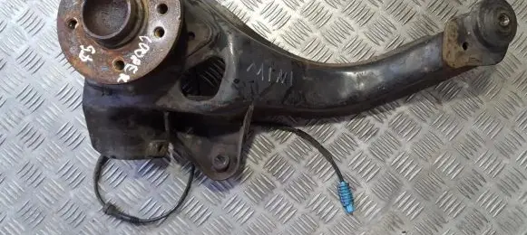 Mini One - Cooper R50 - 53 Rear wheel hub 6762038