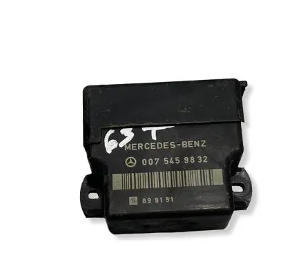 Mercedes-Benz E W124 Glow plug pre-heat relay 0075459832 OM601 899151