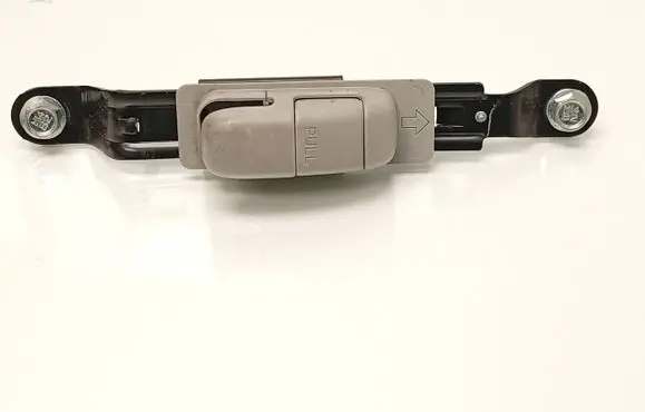Suzuki Grand Vitara II Seat belt adjustment rail BHC560057T