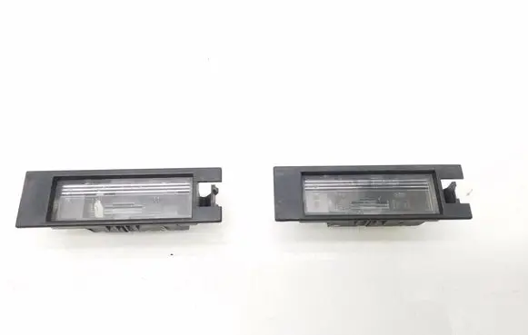 Opel Zafira B Number plate light 09164143