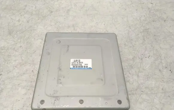 Mazda 6 Engine control unit/module E6T52477H3 L813