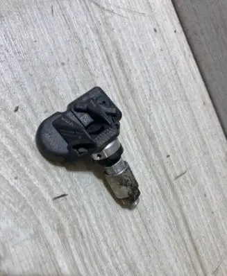 BMW 3 G20 G21 Tire pressure sensor 6877936