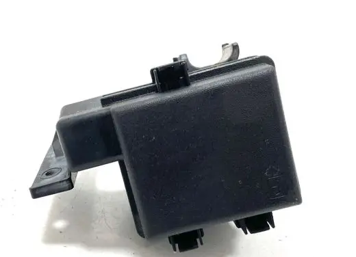 Renault Megane III Fuse module 243880001R 63511832 04015438300609075749