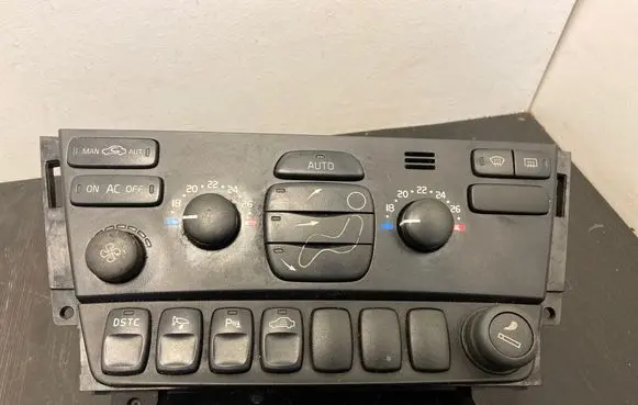 Volvo XC70 Climate control unit 30746022 05W39E04 M439CC00156