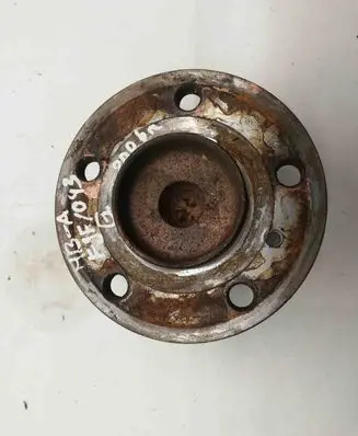 Mercedes-Benz A W169 Rear wheel hub