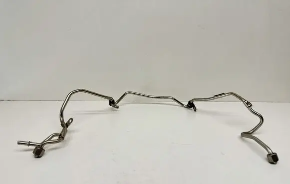 BMW 8 G16 Fuel line pipe 8090773