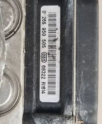 Mercedes-Benz B W245 ABS Pump 0265950505 68322R1614