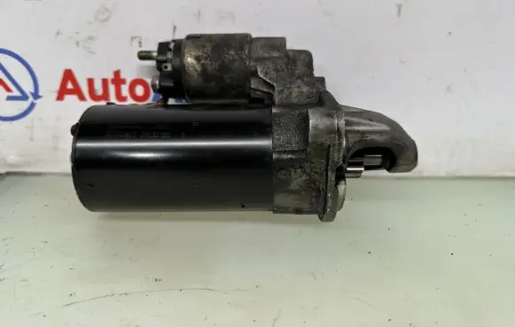 BMW 5 E60 E61 Starter motor 7796892 12417796892