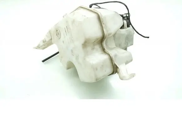 Volvo V70 Windshield washer fluid reservoir/tank 30784233